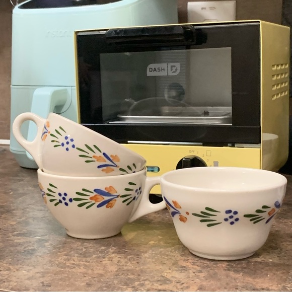 Antique Tea Set of some sort - Picture 2 of 5